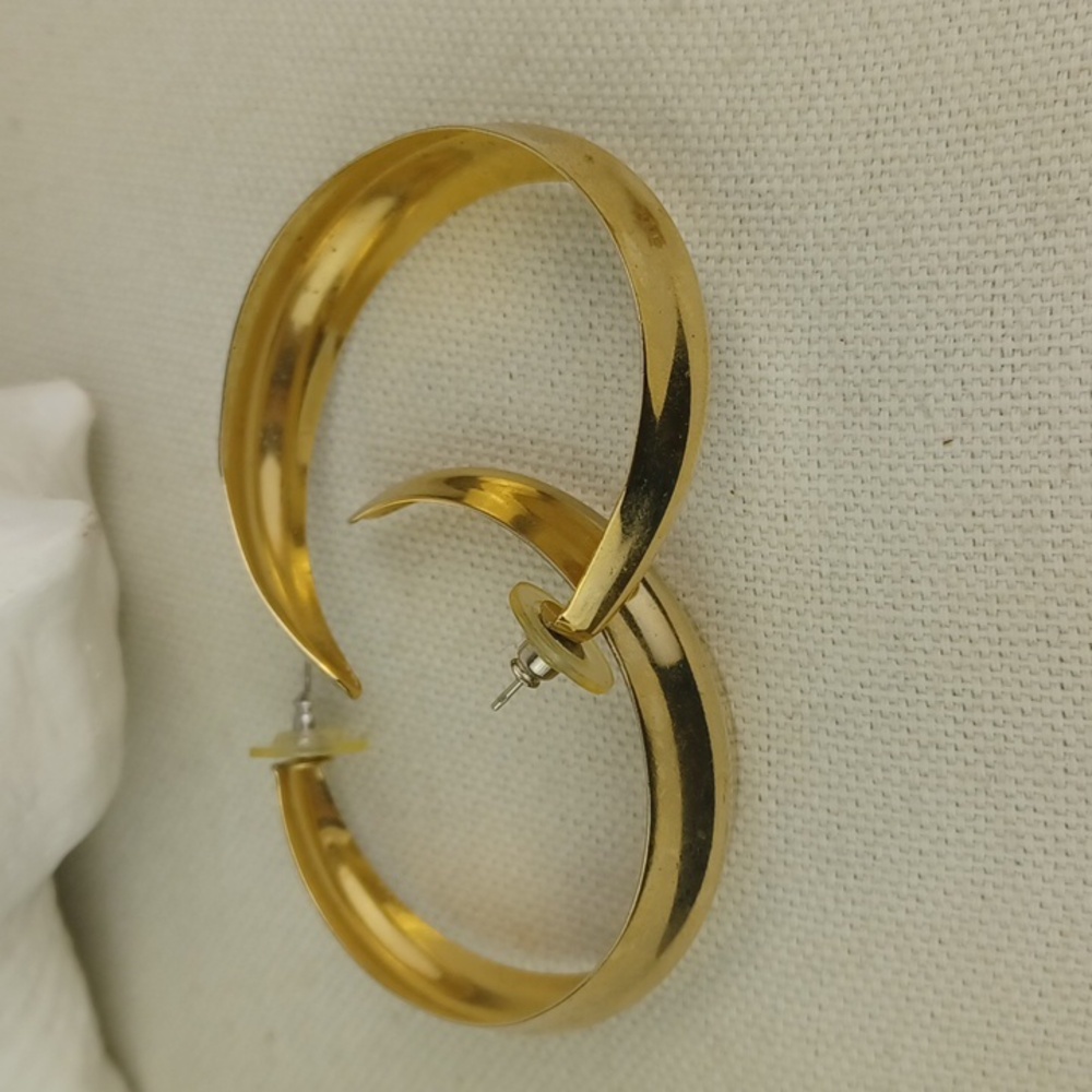 ❤️Bundle Only❤️ Gold Tone Hoop Half Moon Statement Earrings & Button Studs - Picture 3 of 7